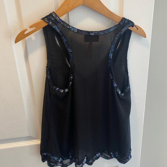 Beautiful silk sequence top - Picture 4 of 4